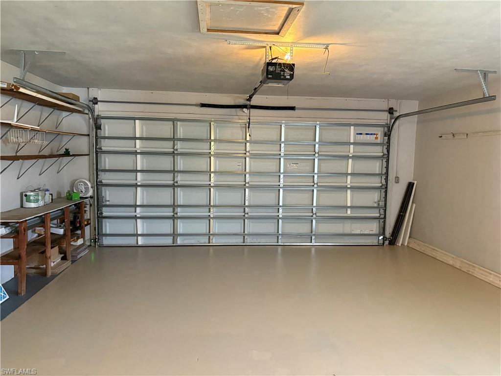 SUNSET COVE - Residential Lease