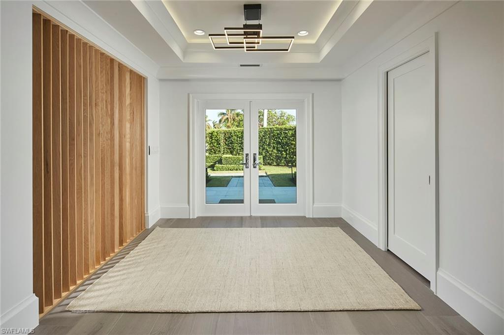 PARK SHORE - Residential