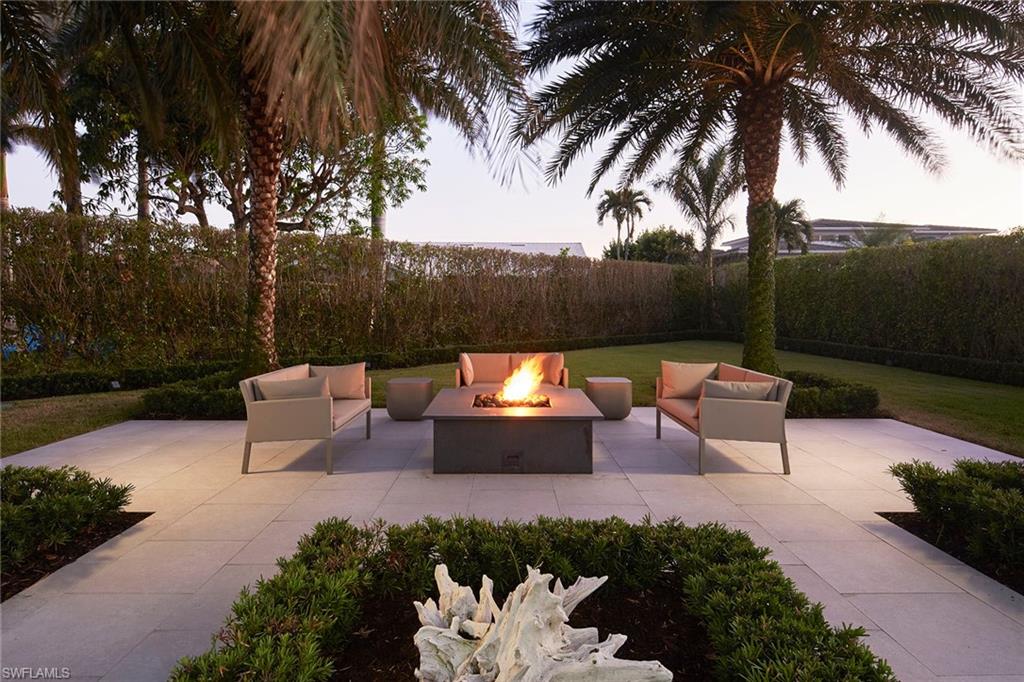 PARK SHORE - Residential