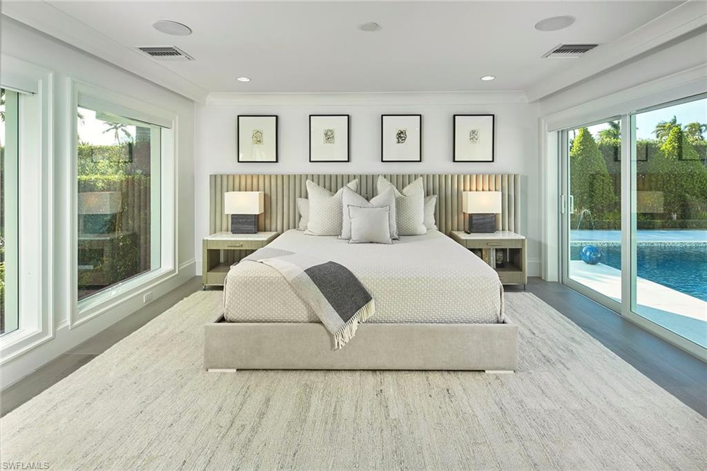 PARK SHORE - Residential