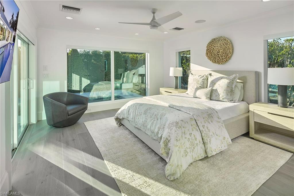 PARK SHORE - Residential