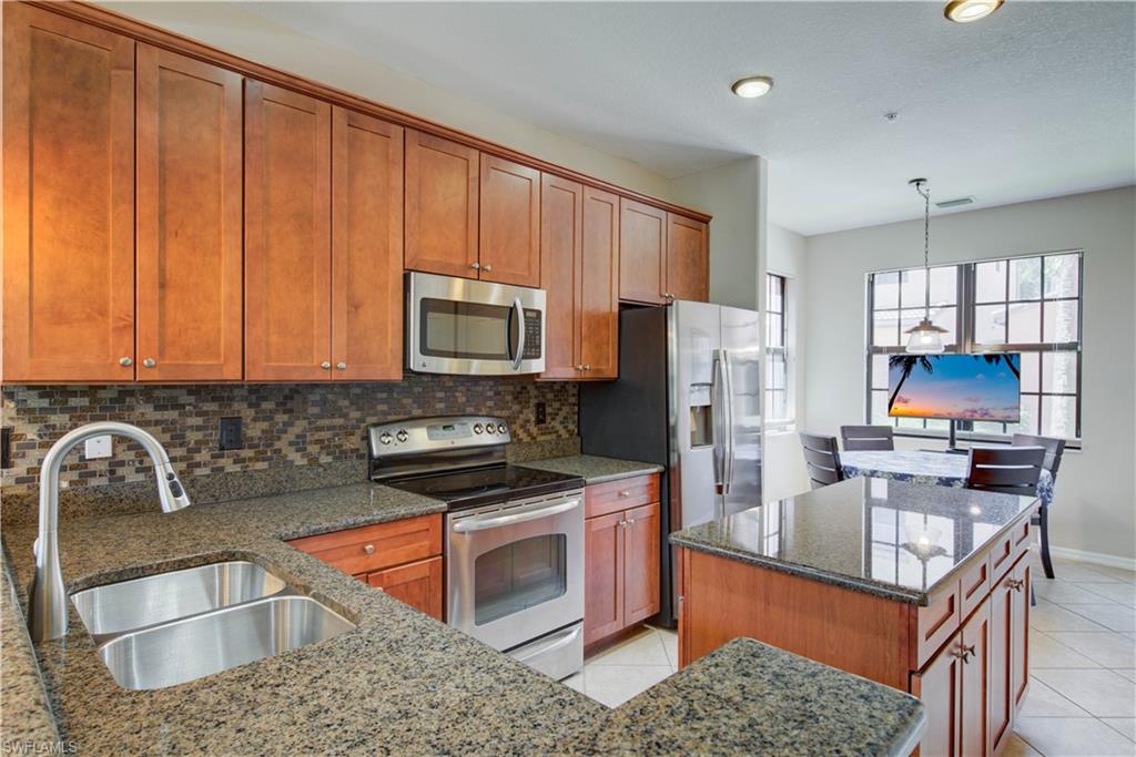 11936 Izarra WAY 6606