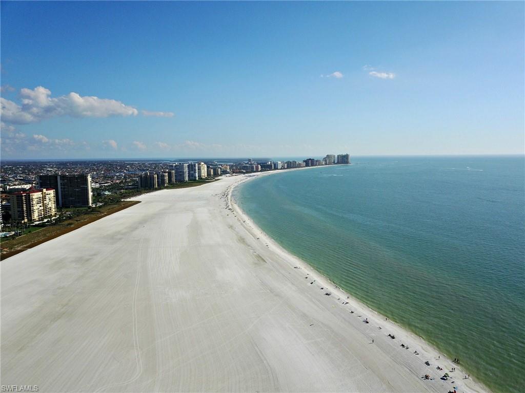 PAVILION CLUB - Residential