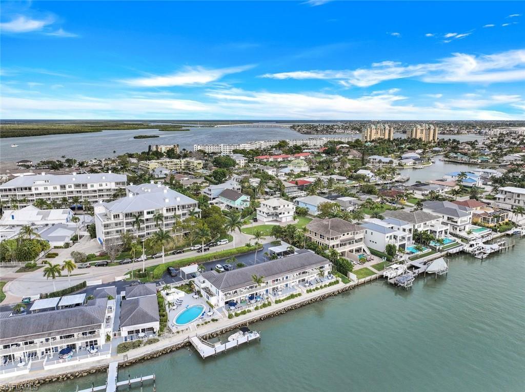 PAVILION CLUB - Residential