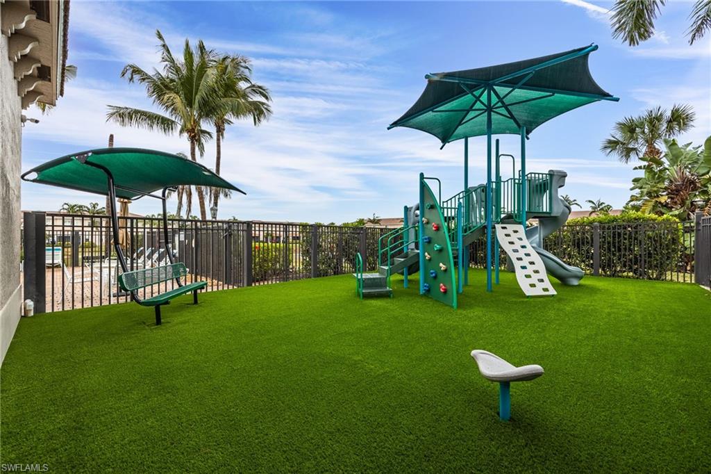 TOWNHOMES OF SAN SIMEON - Residential