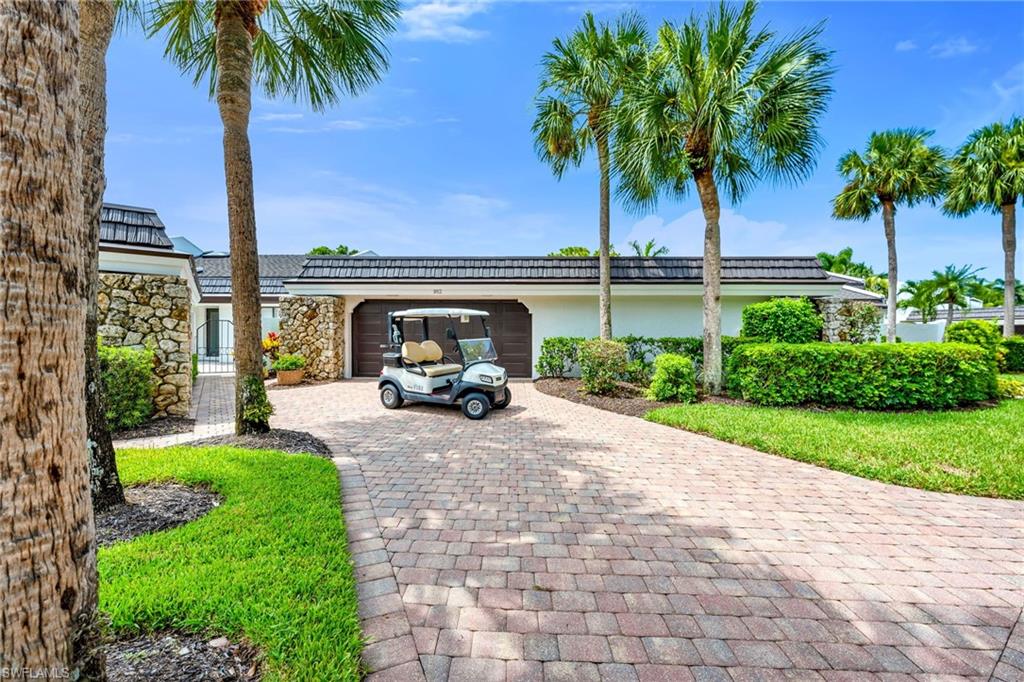 Photo of 182 Bears Paw TRL, NAPLES, FL 34105 (MLS # 226027418)