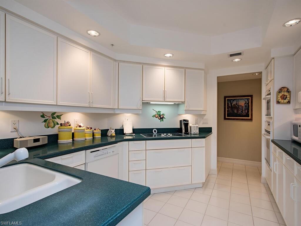 Marbella at Pelican Bay - Residential