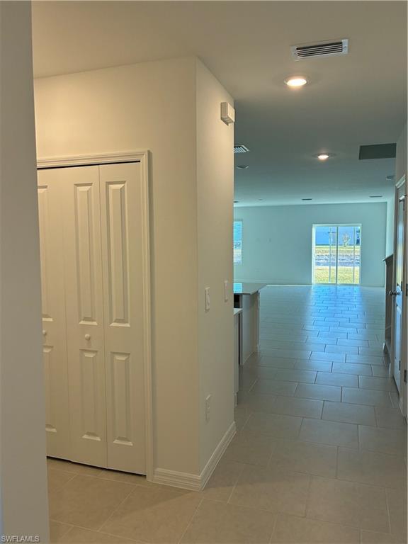 SAVANNA LAKES - Residential Lease