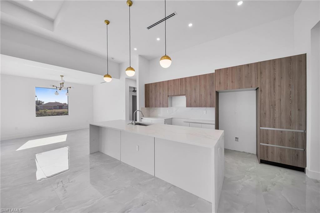 CAPE CORAL - Residential Lease