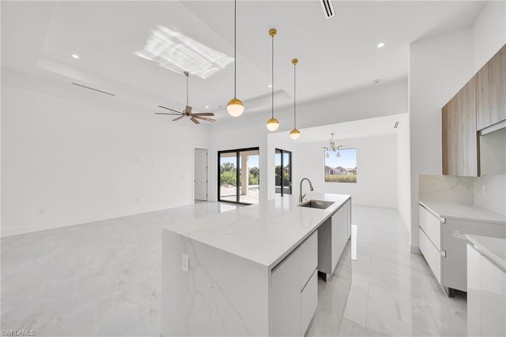 CAPE CORAL - Residential Lease