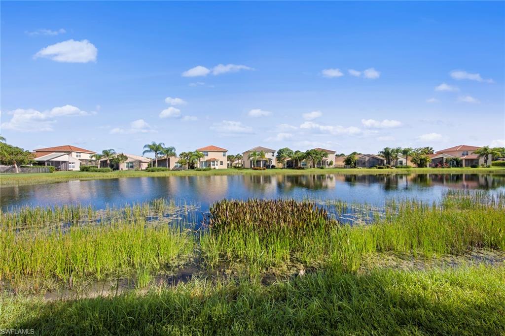 BOTANICA LAKES - Residential