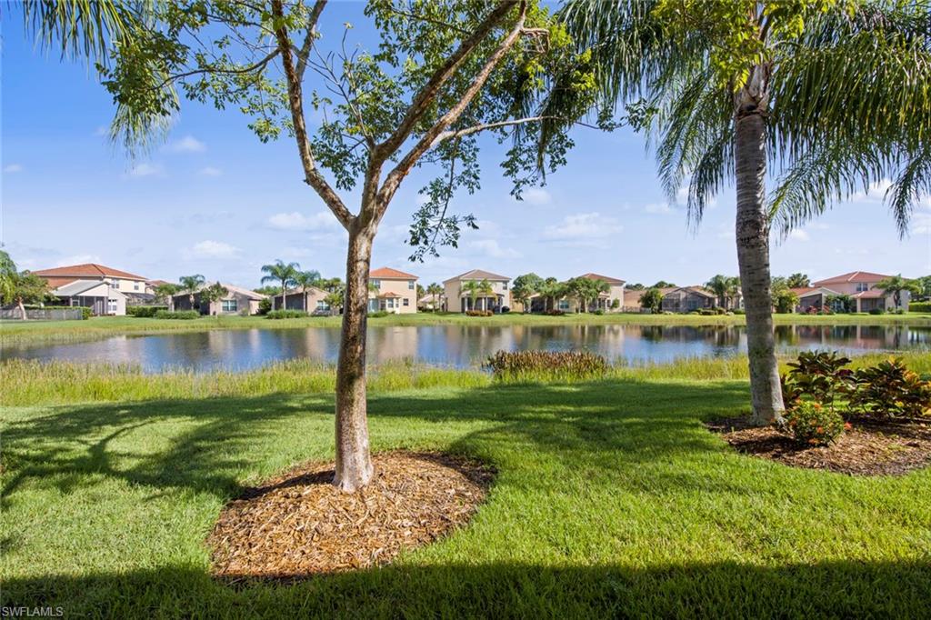 BOTANICA LAKES - Residential