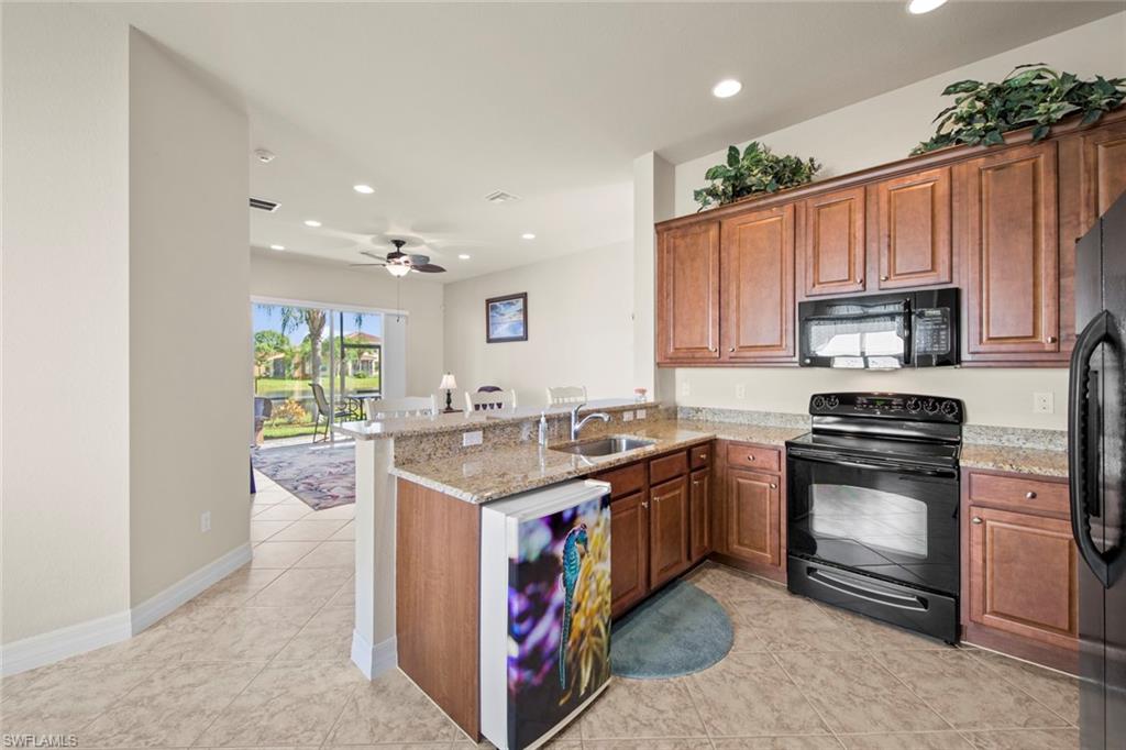 BOTANICA LAKES - Residential