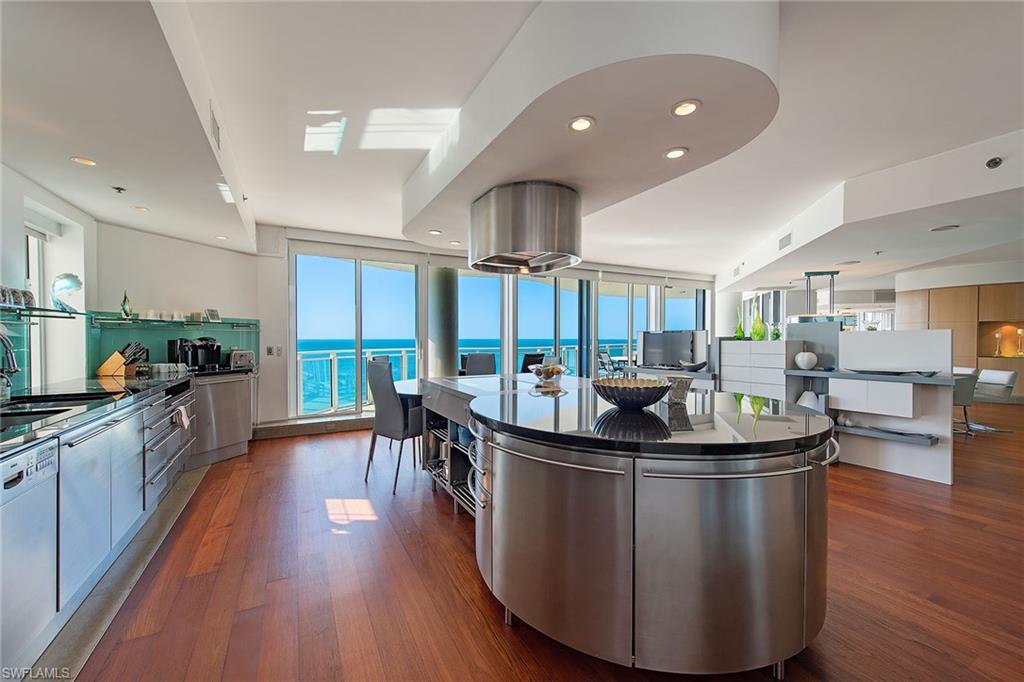 8231 Bay Colony DR PH-2201