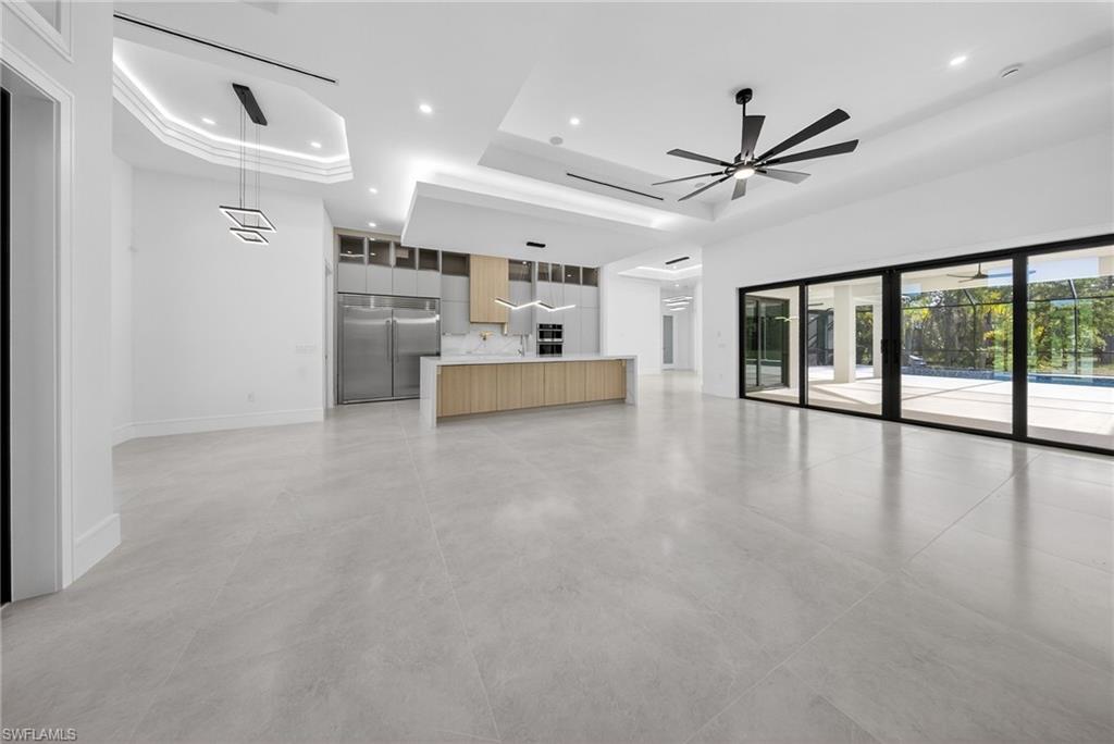 GOLDEN GATE ESTATES - Residential