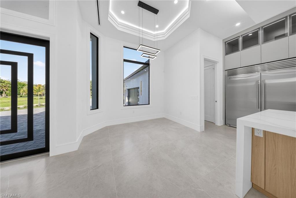 GOLDEN GATE ESTATES - Residential