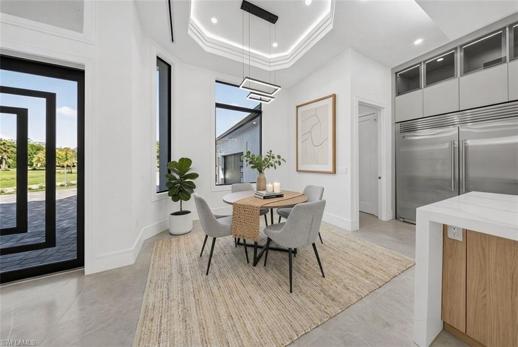 GOLDEN GATE ESTATES - Residential