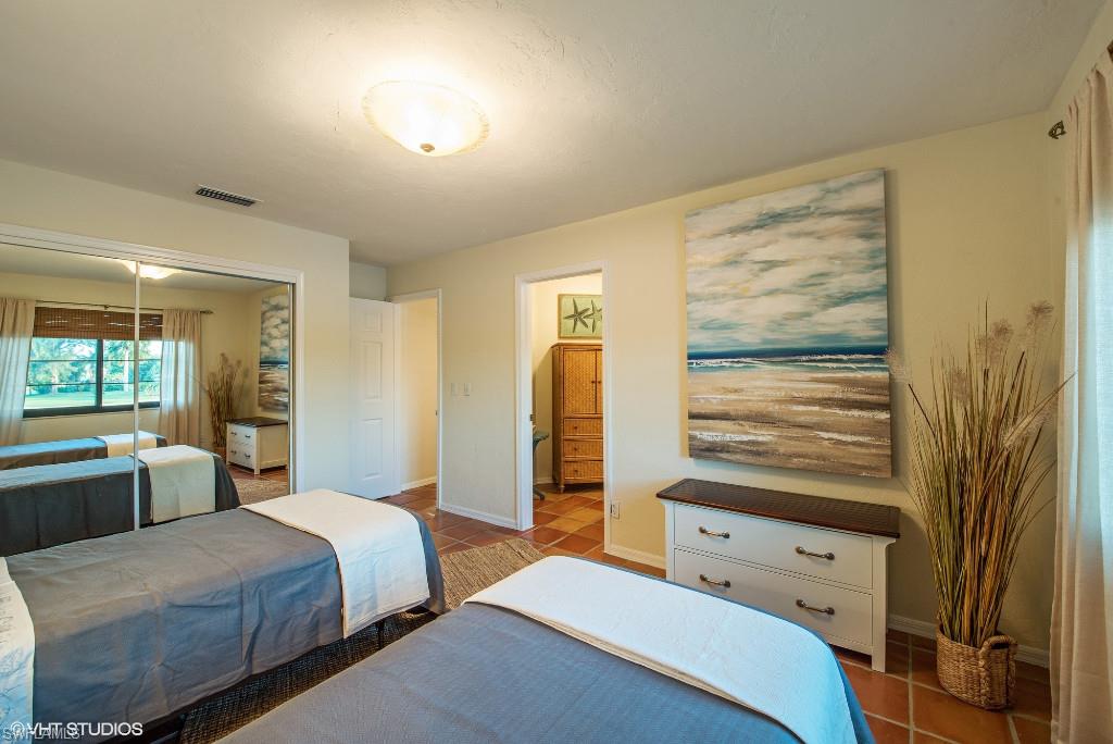 BAY POINT CONDO - Residential