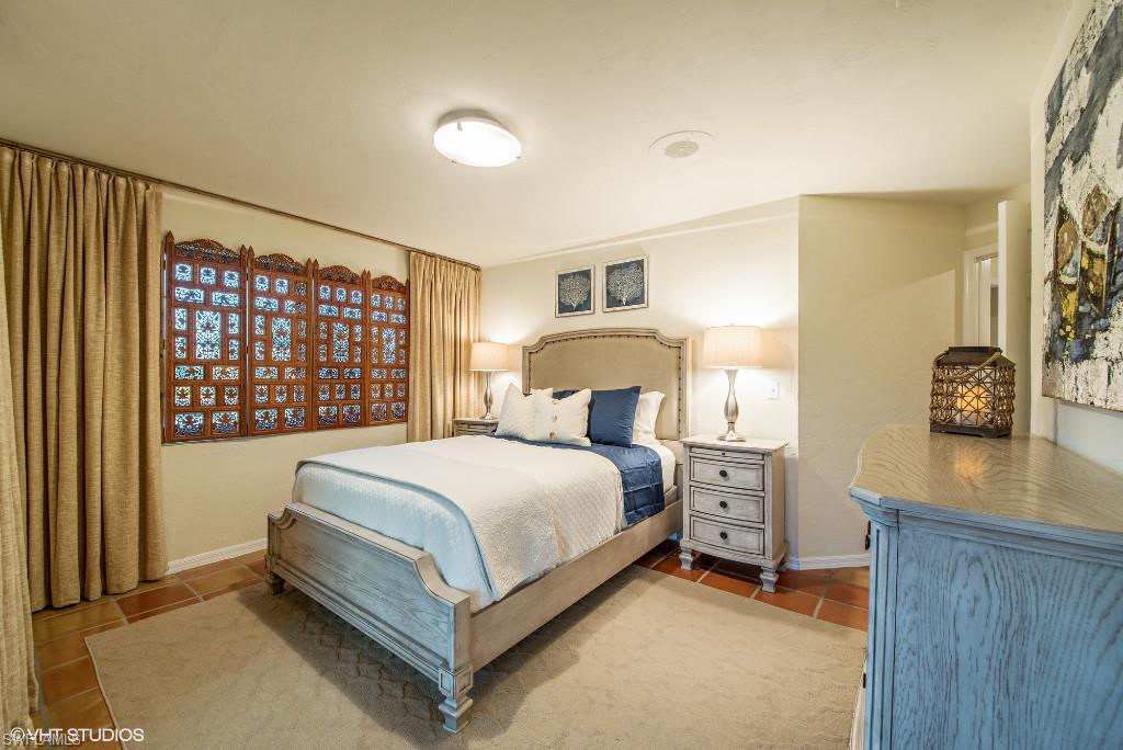 BAY POINT CONDO - Residential