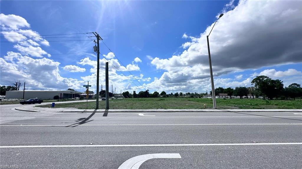 FORT MYERS - Land
