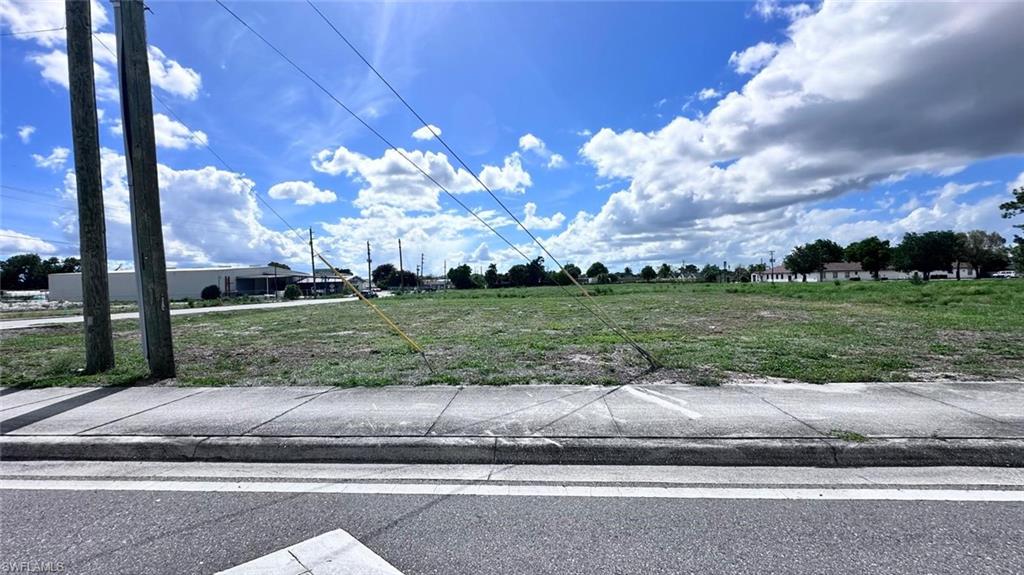 FORT MYERS - Land