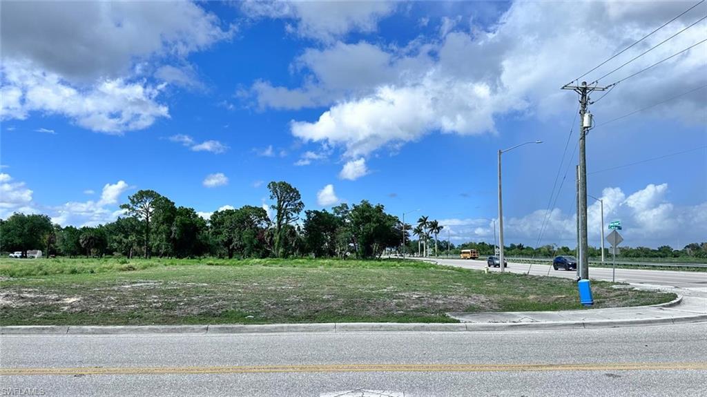 FORT MYERS - Land