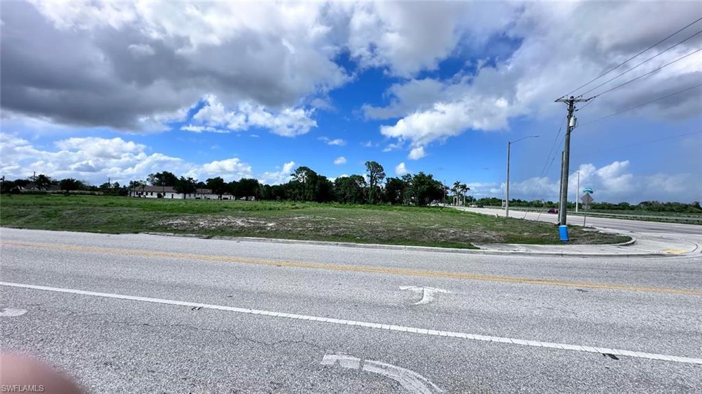 FORT MYERS - Land
