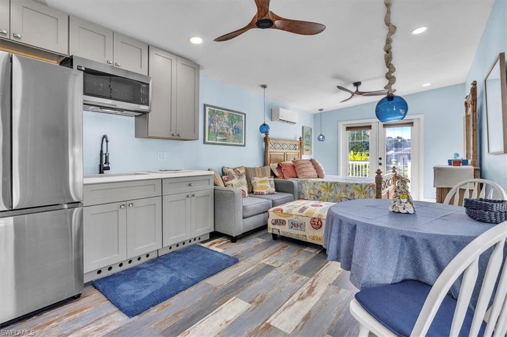 EAST LAKE COLONY - Residential