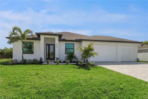 2204 SW 3rd Ter, Cape Coral, FL 33991 - MLS#: 225010973