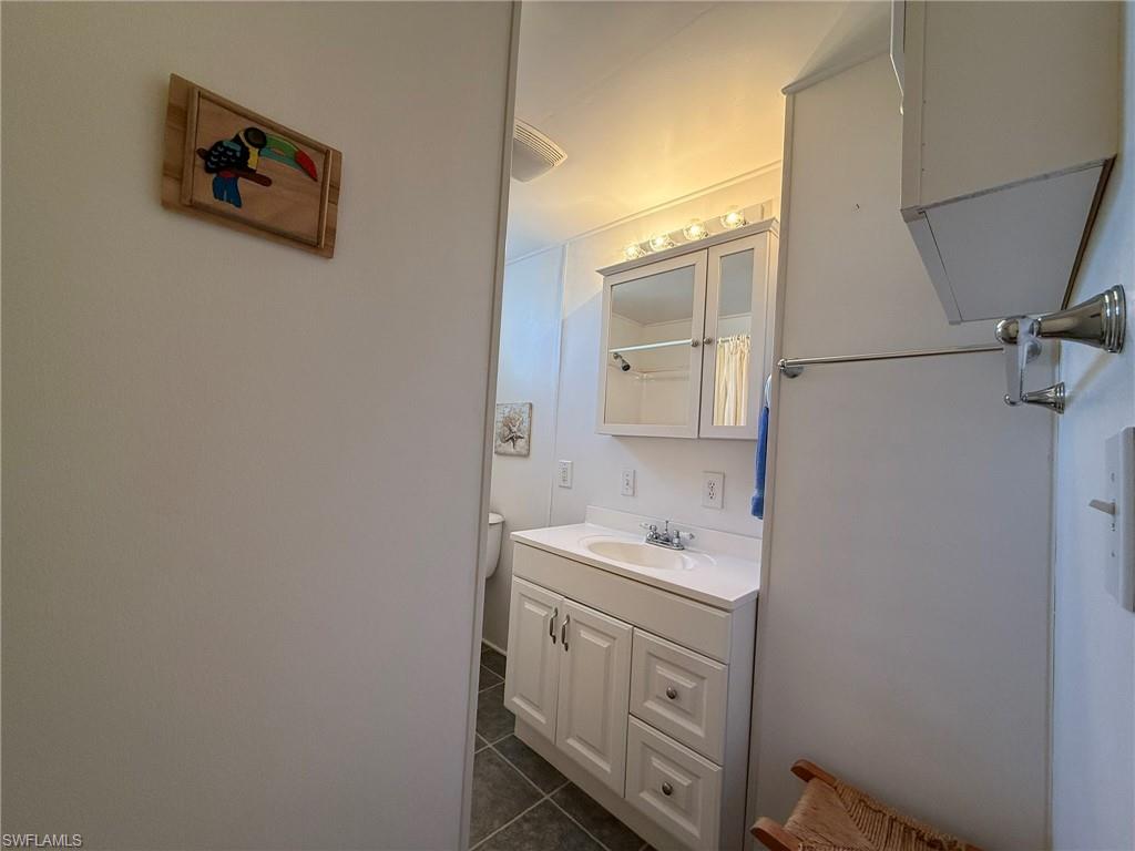 MOBILE MANOR - Residential