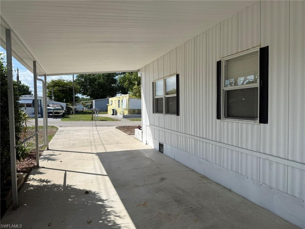 MOBILE MANOR - Residential