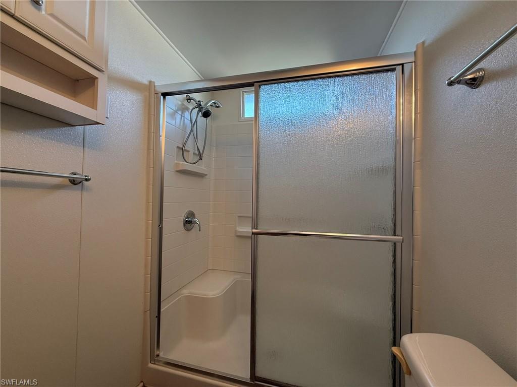 MOBILE MANOR - Residential