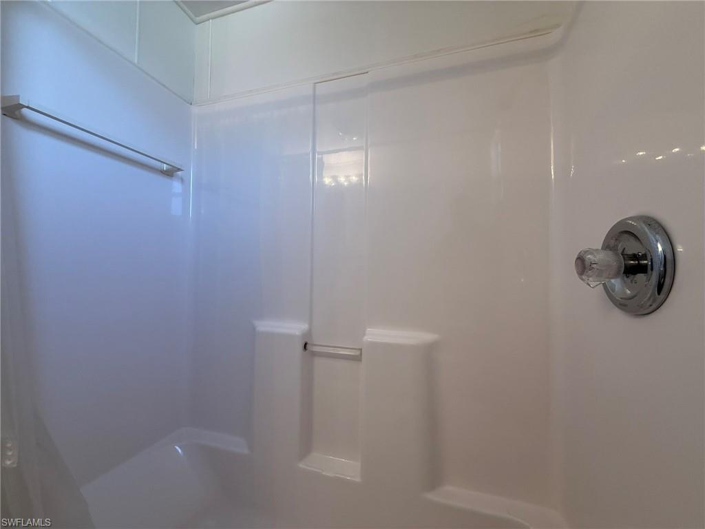 MOBILE MANOR - Residential