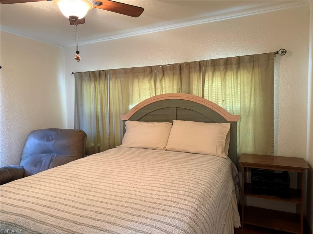 MOBILE MANOR - Residential