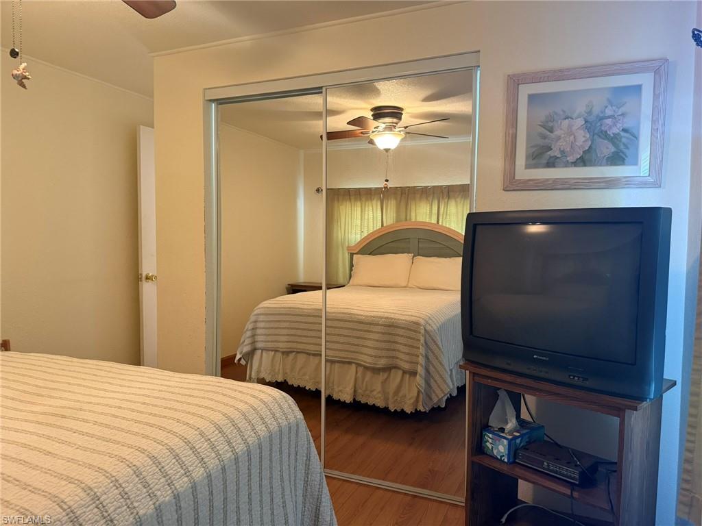 MOBILE MANOR - Residential