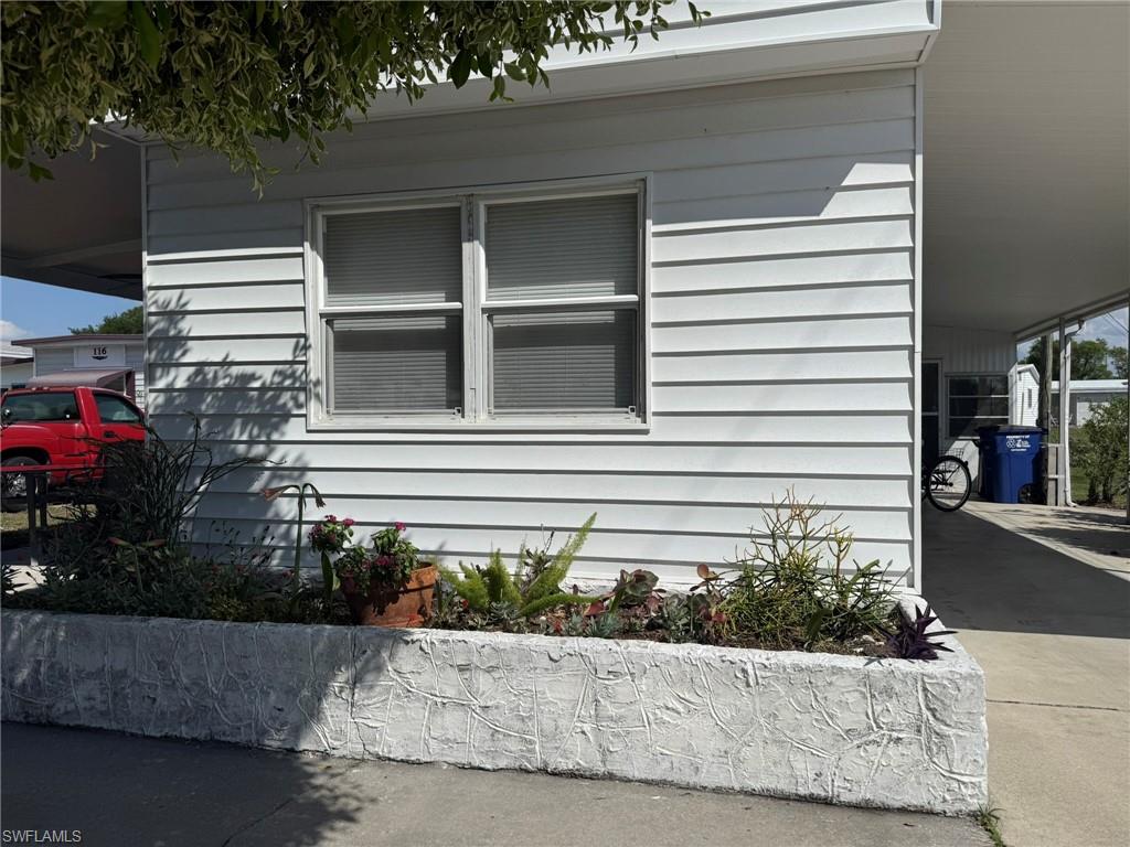 MOBILE MANOR - Residential