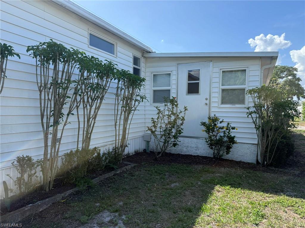 MOBILE MANOR - Residential