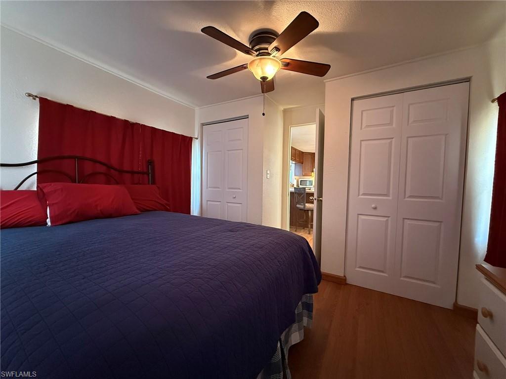 MOBILE MANOR - Residential