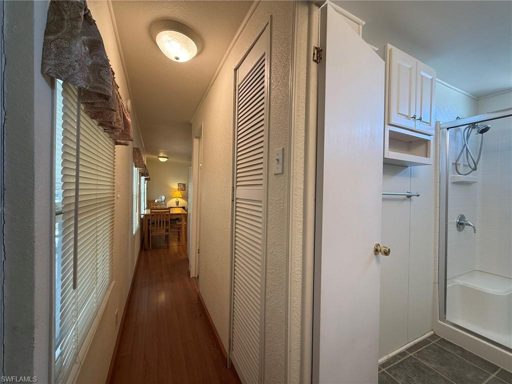 MOBILE MANOR - Residential