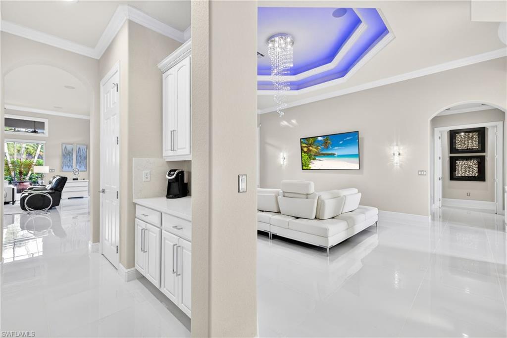 BELLE LAGO - Residential