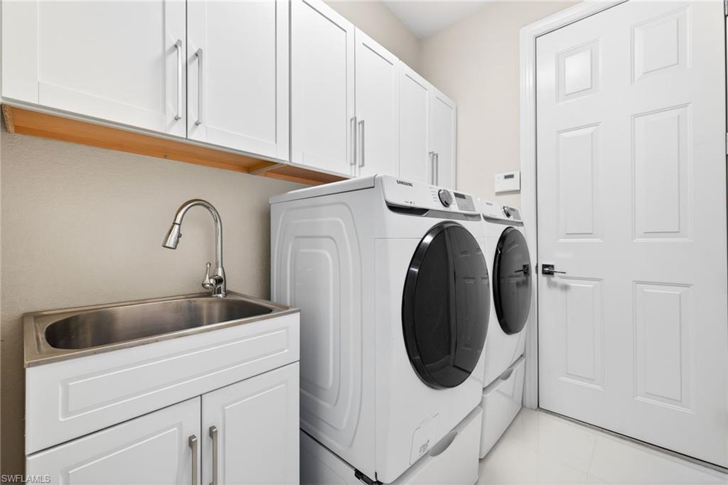 BELLE LAGO - Residential