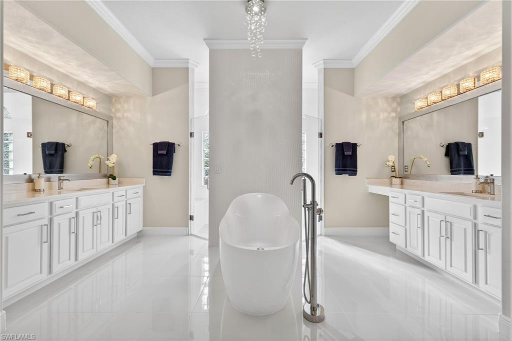 BELLE LAGO - Residential