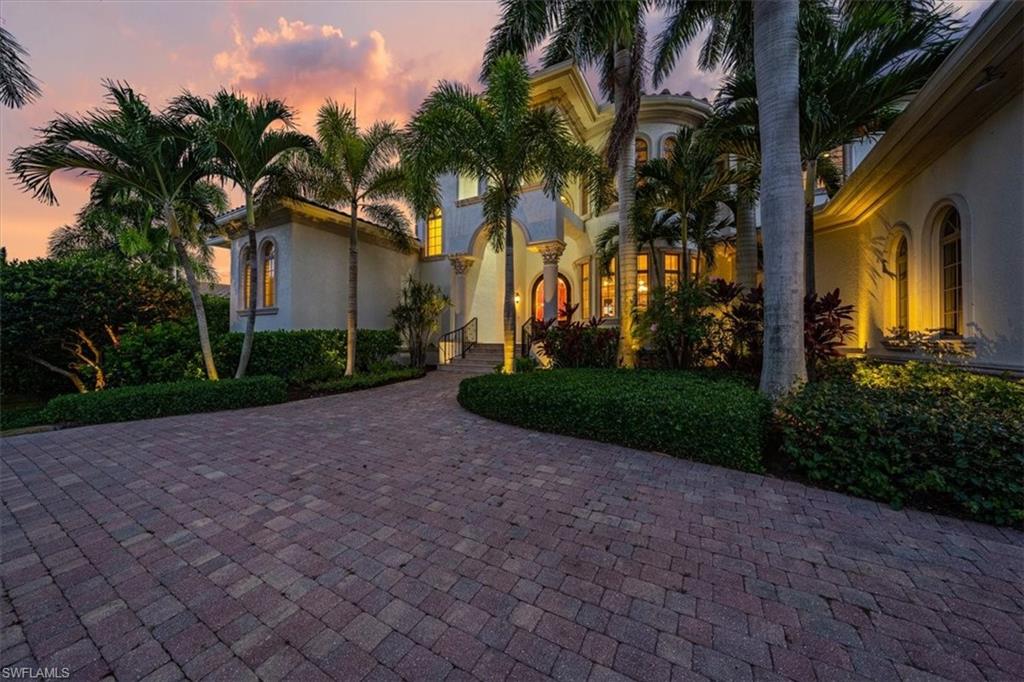 AQUALANE SHORES - Residential