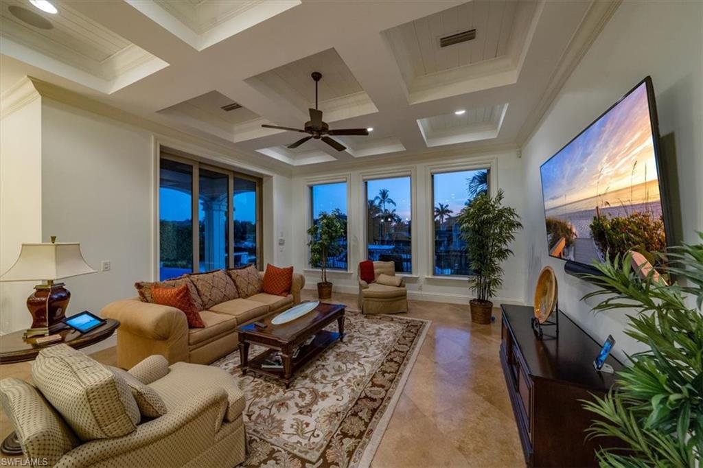 AQUALANE SHORES - Residential