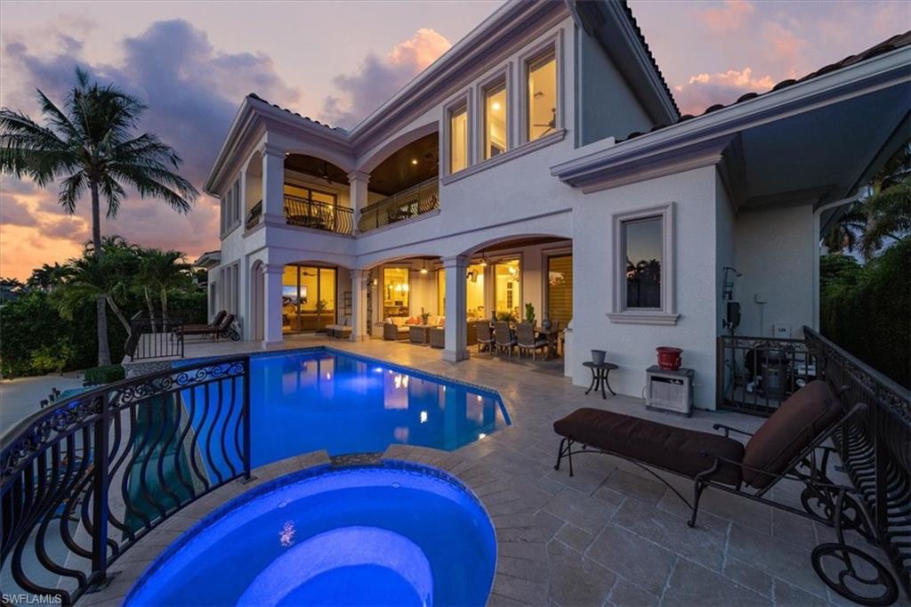 AQUALANE SHORES - Residential