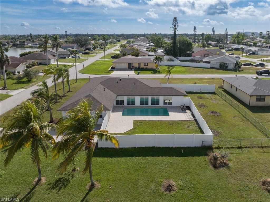 CAPE CORAL - Residential