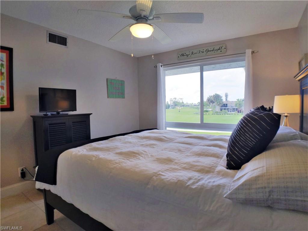 GLADES COUNTRY CLUB - Residential Lease