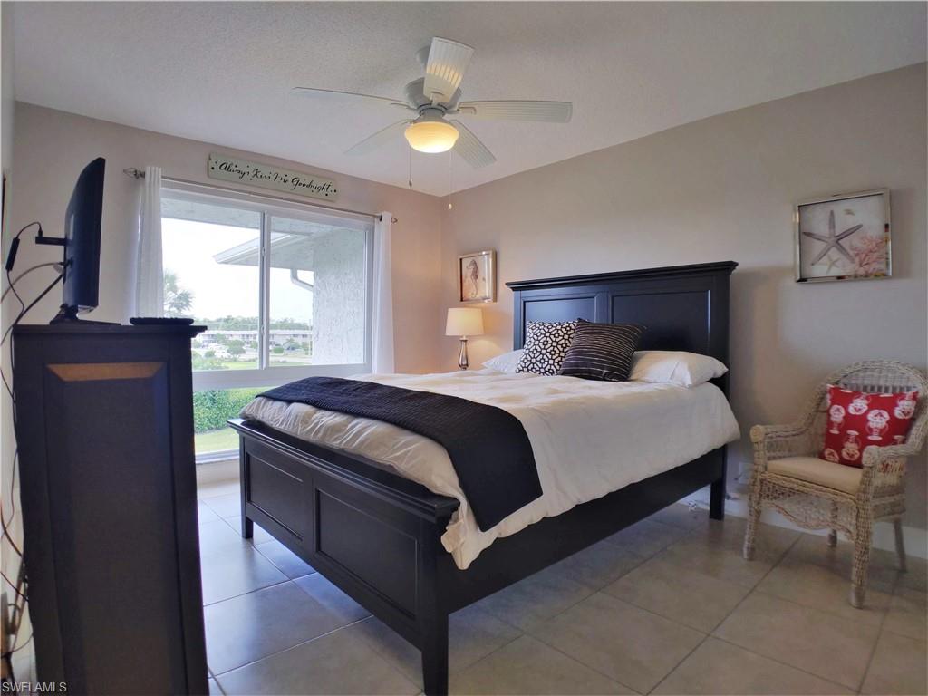 GLADES COUNTRY CLUB - Residential Lease