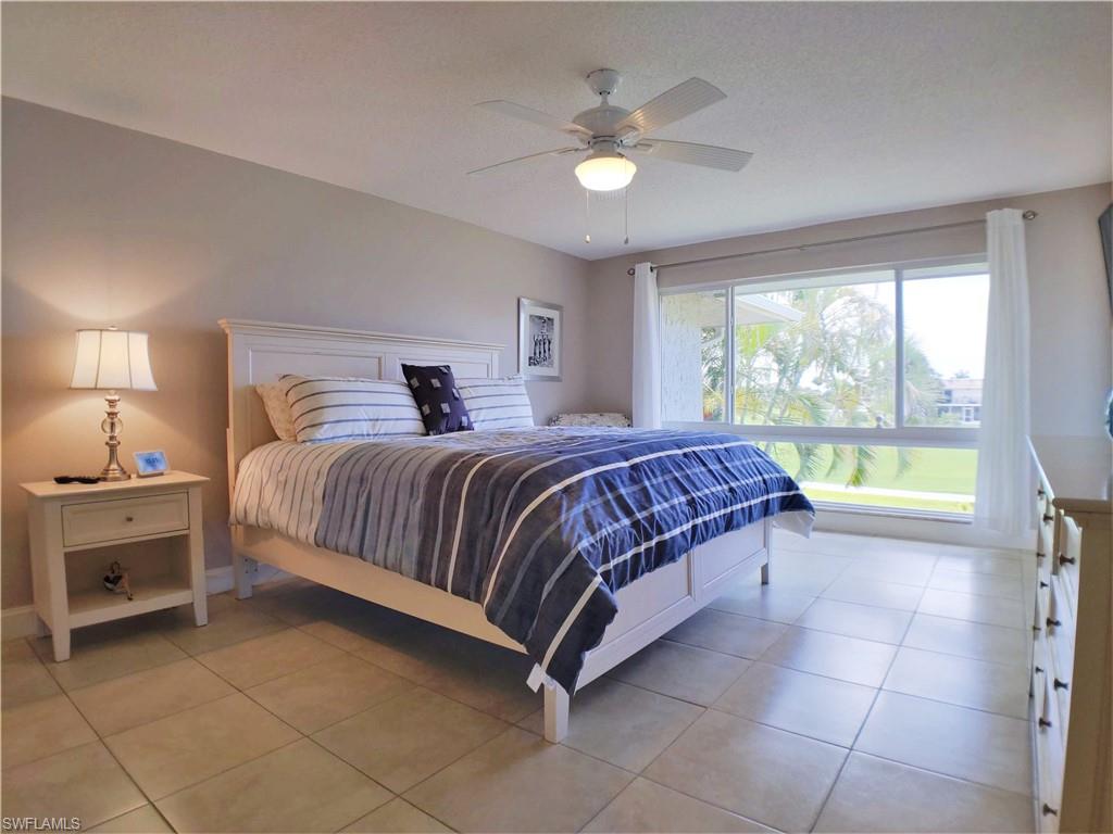 GLADES COUNTRY CLUB - Residential Lease