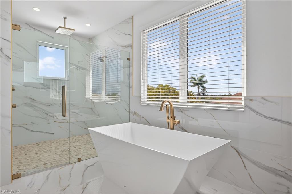 BEACHVIEW COUNTRY CLUB ESTATES - Residential